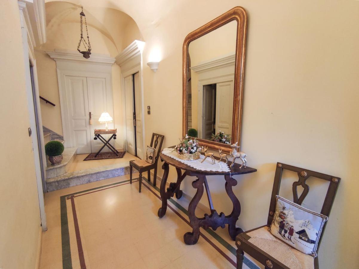 La Scarpetta Magica: Un Incantevole Soggiorno A 5 Stelle! Offida Exterior foto