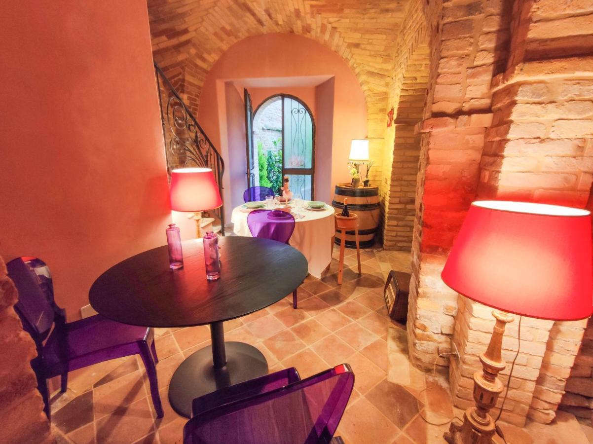 La Scarpetta Magica: Un Incantevole Soggiorno A 5 Stelle! Offida Exterior foto
