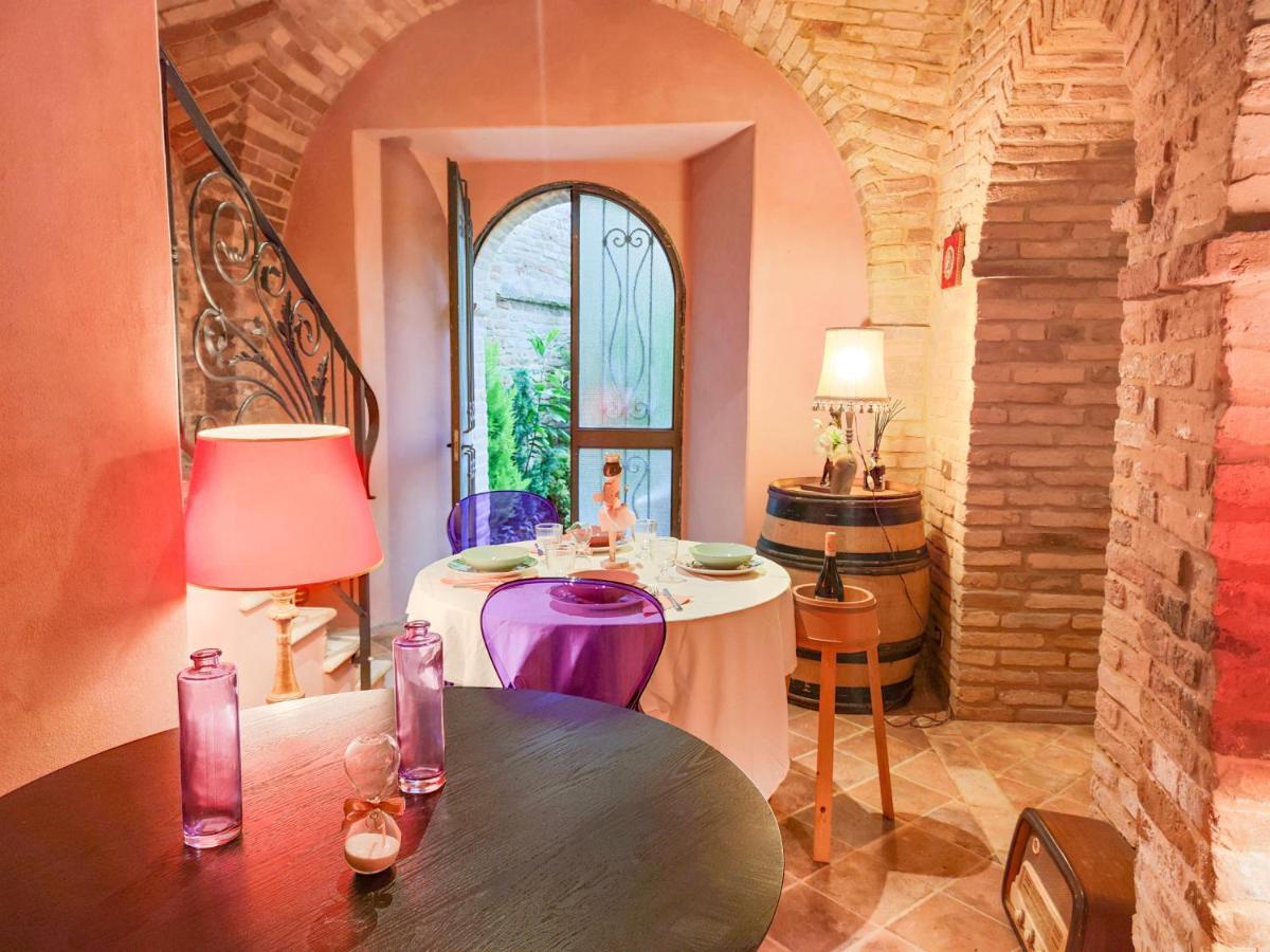 La Scarpetta Magica: Un Incantevole Soggiorno A 5 Stelle! Offida Exterior foto